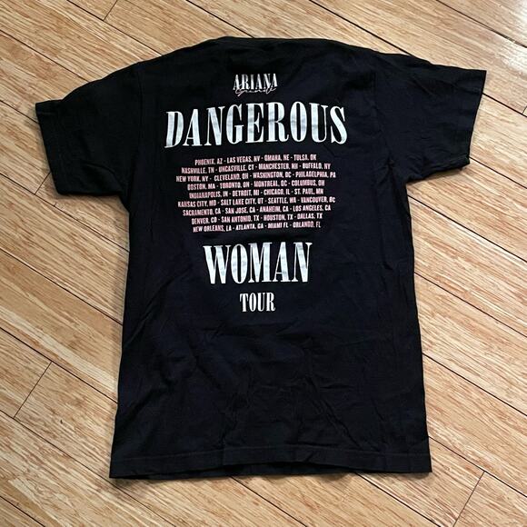 Ariana Grande Dangerous Woman Tour T-Shirt pop singer vibes - Picture 3 of 3